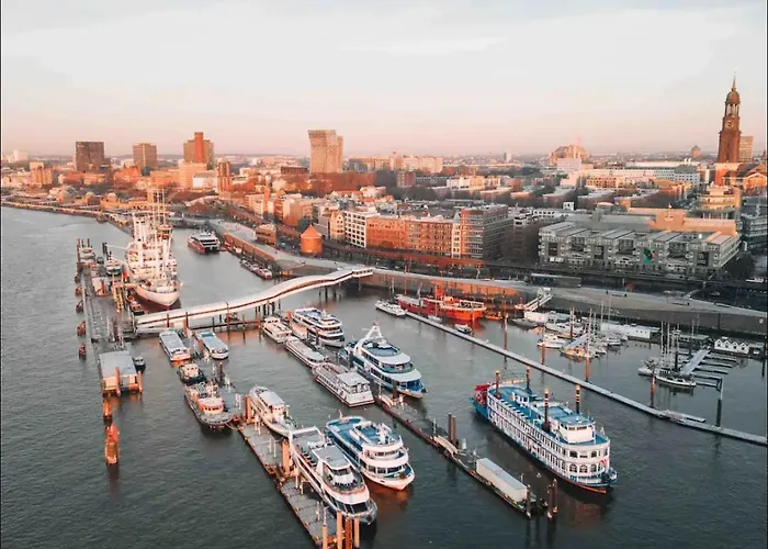 Modern, Ruhig, Gemuetlich: 2 In Bester Lage Nahe Alster + Stadtpark