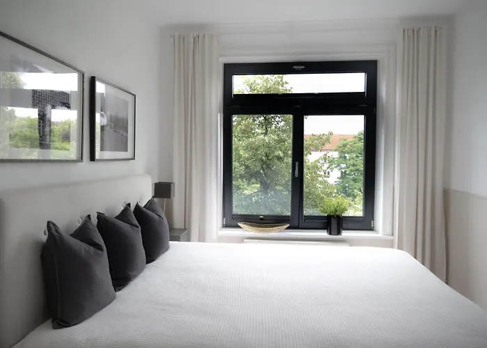 Modern, Ruhig, Gemuetlich: 2 In Bester Lage Nahe Alster + Stadtpark * Hamburg